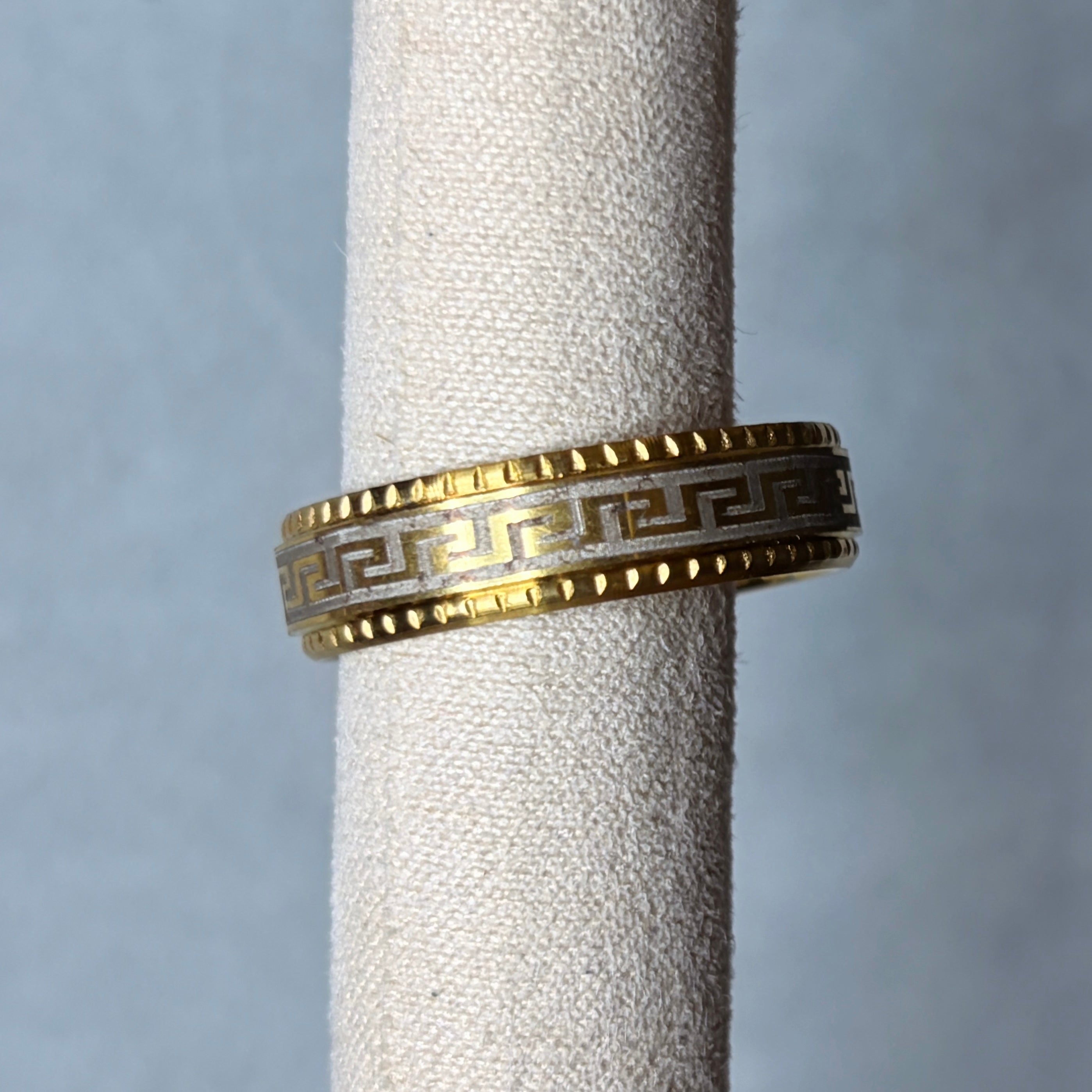 Anillo dorado