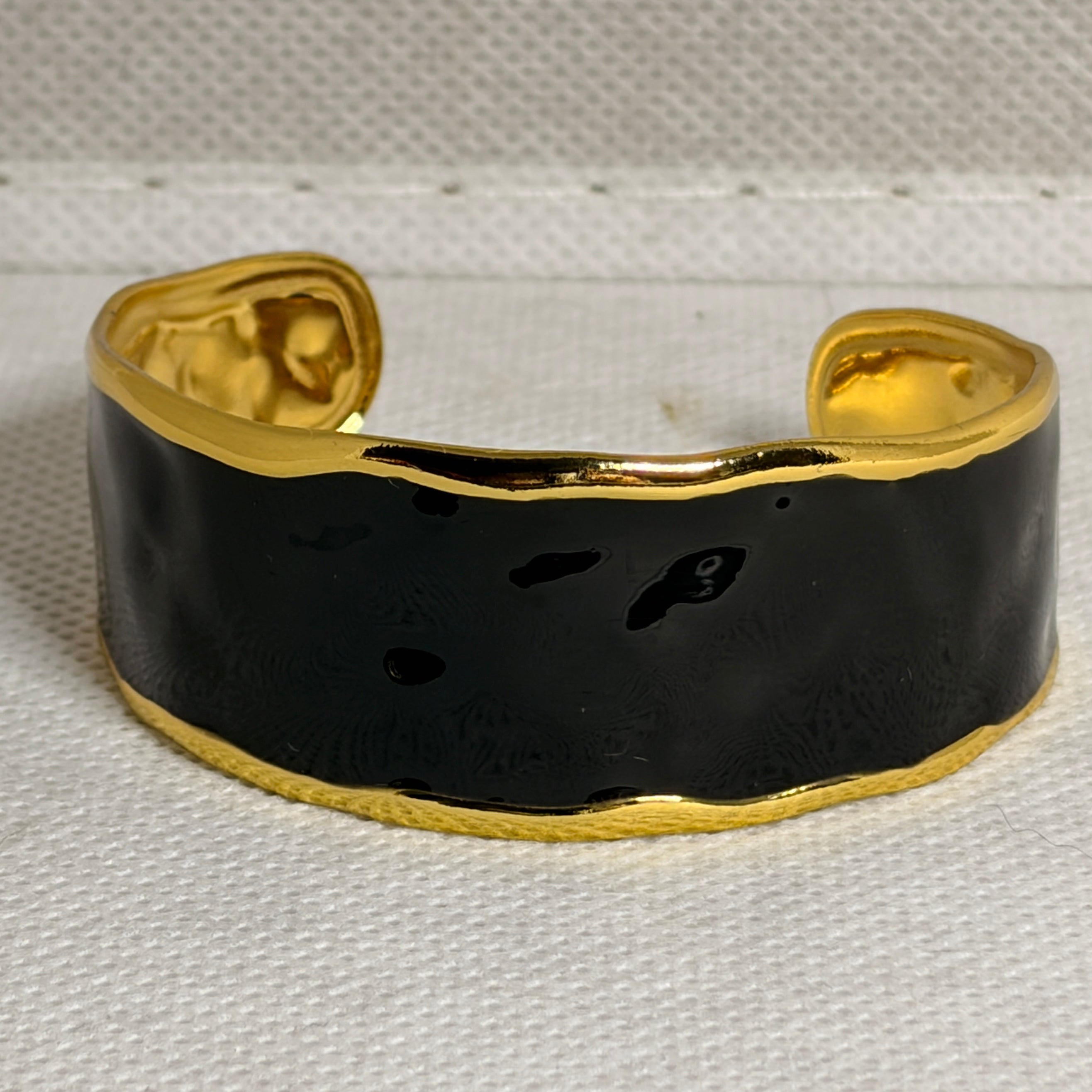 Pulsera rígida lisa