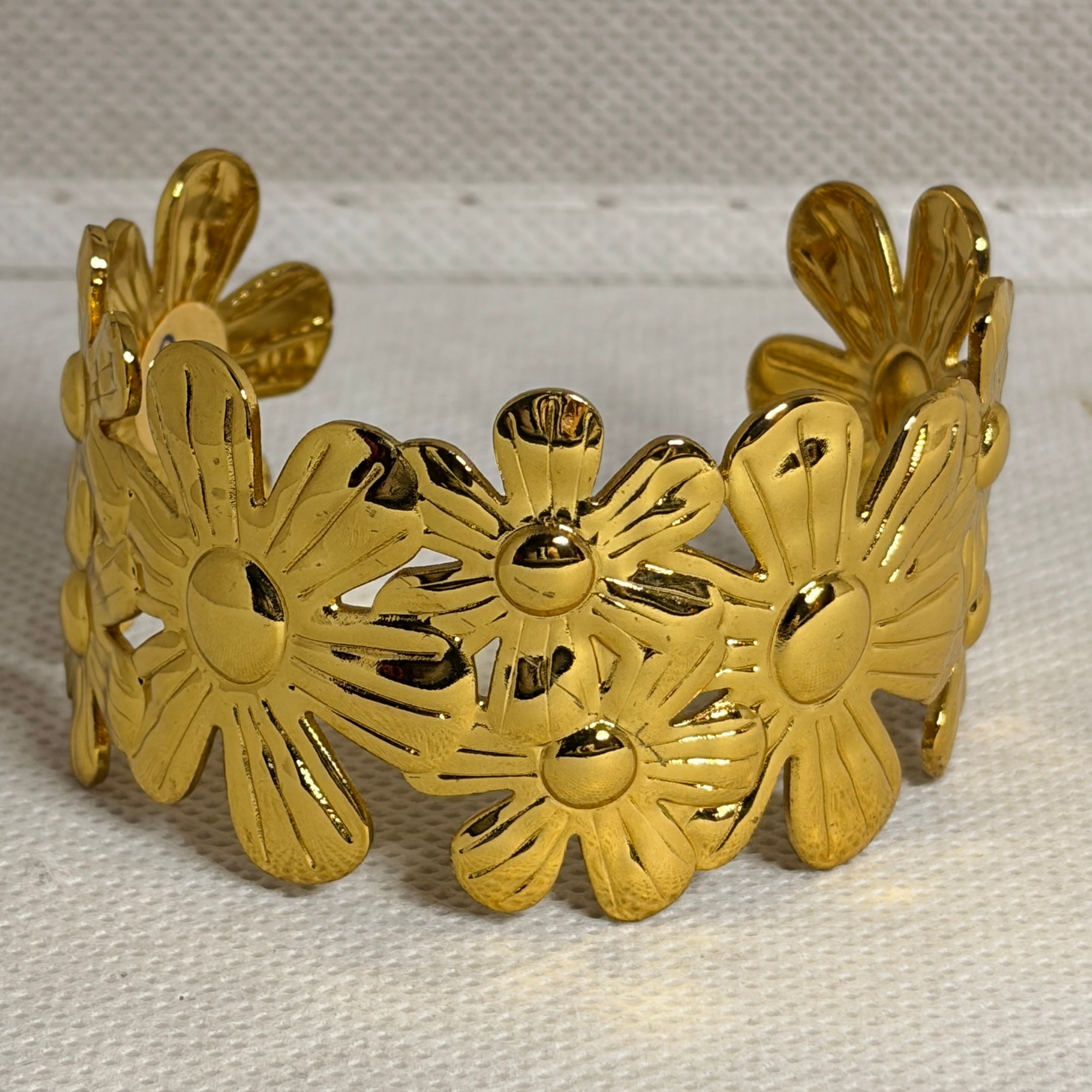 Pulsera rígida flor