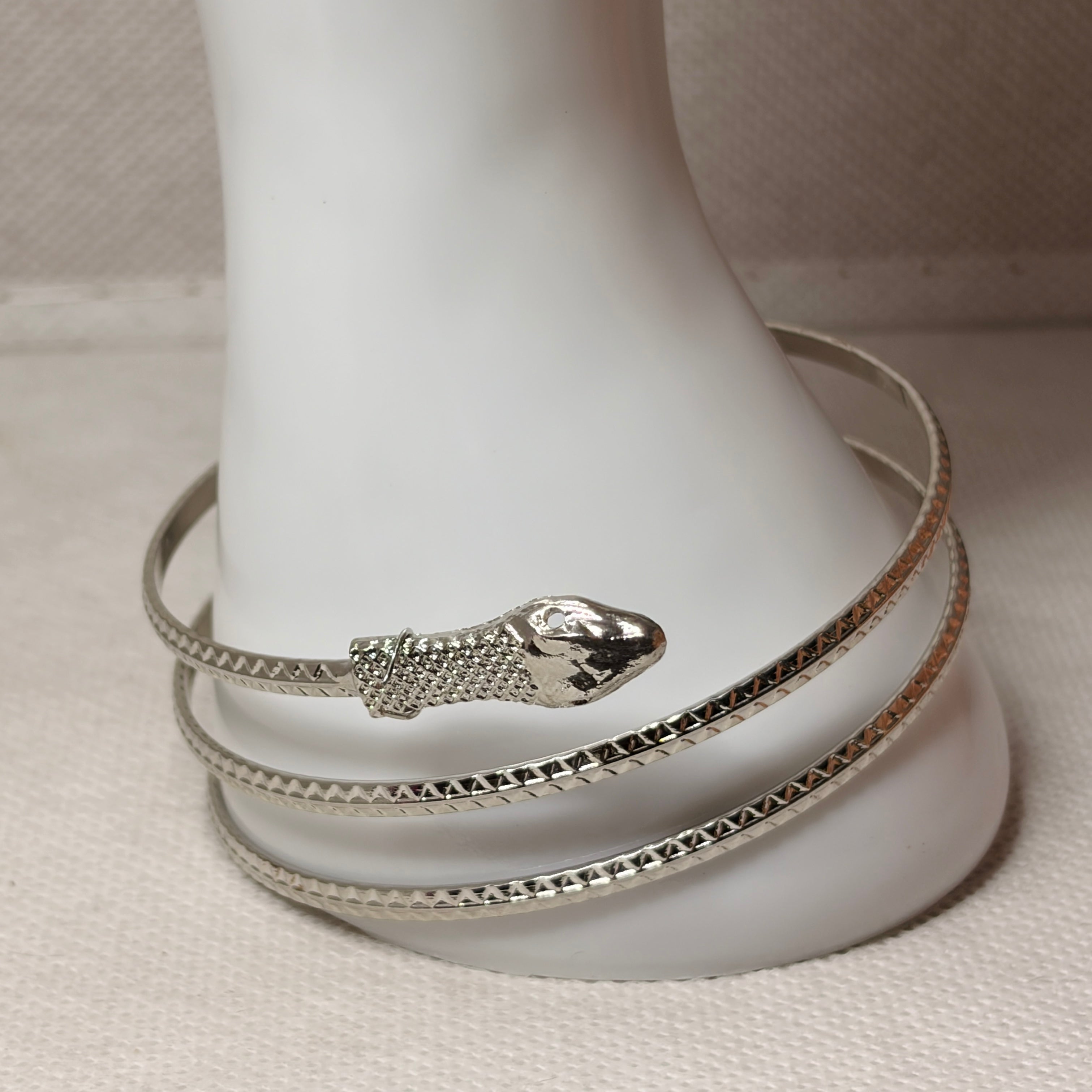 pulsera rígida - serpiente