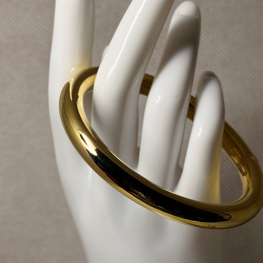 Pulsera rígida tubular