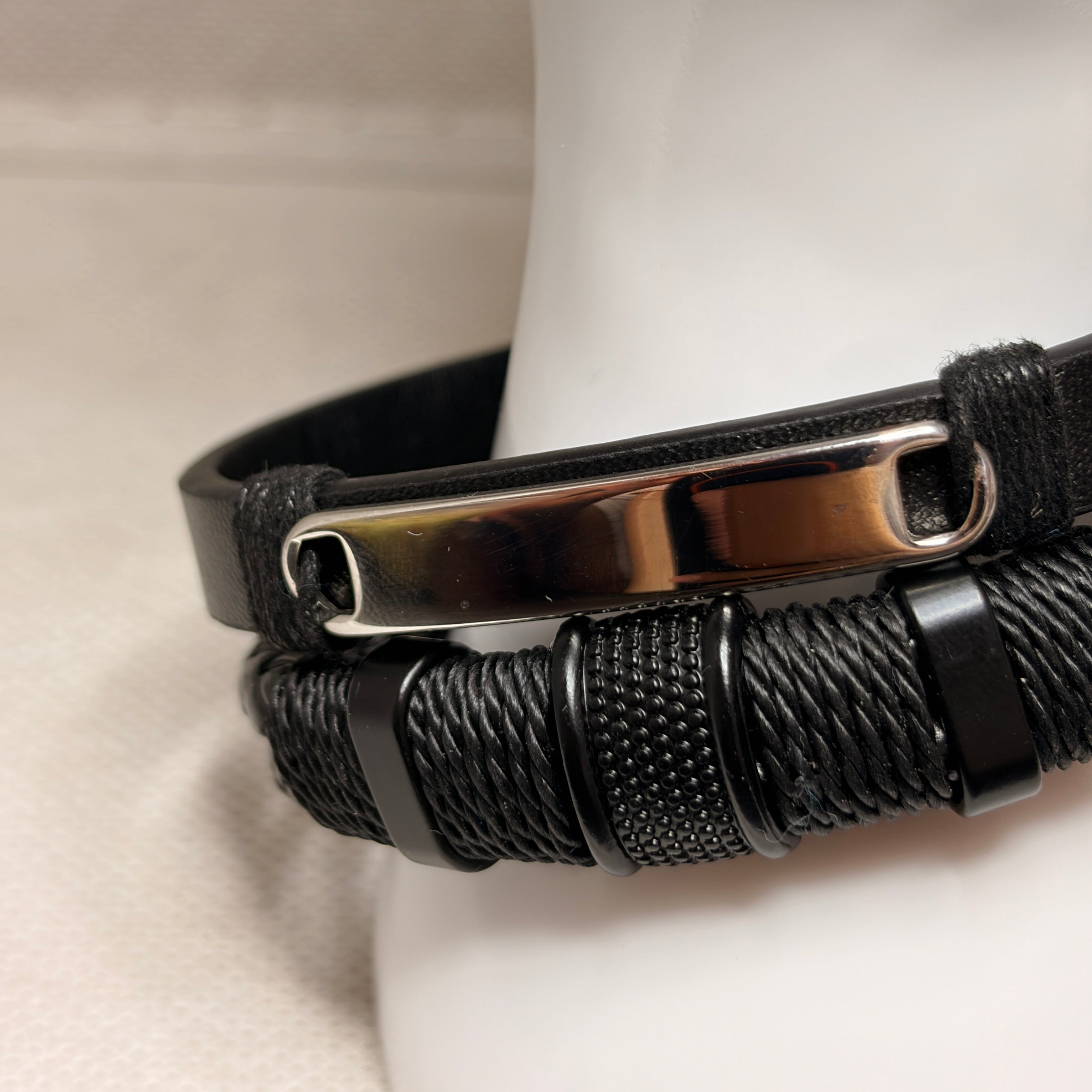 Pulsera imitación piel